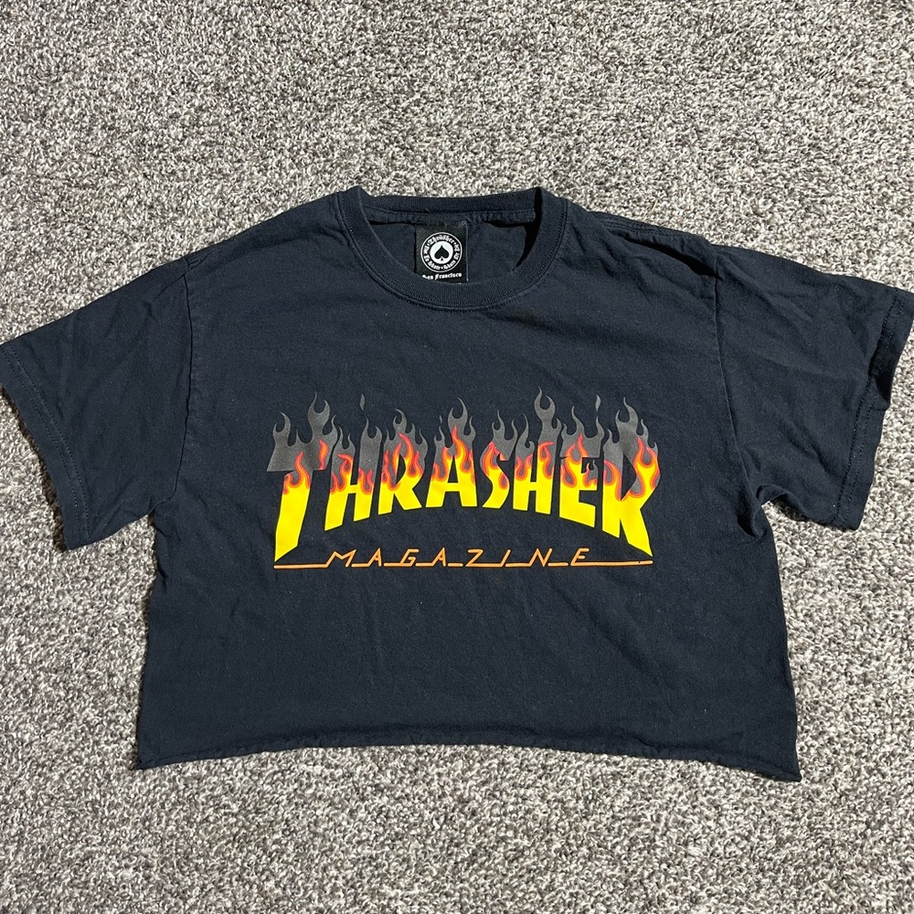 Thrasher Crop Top Women's Small Black Hand Cut Short Sleeve Tee Yellow Red Logo
